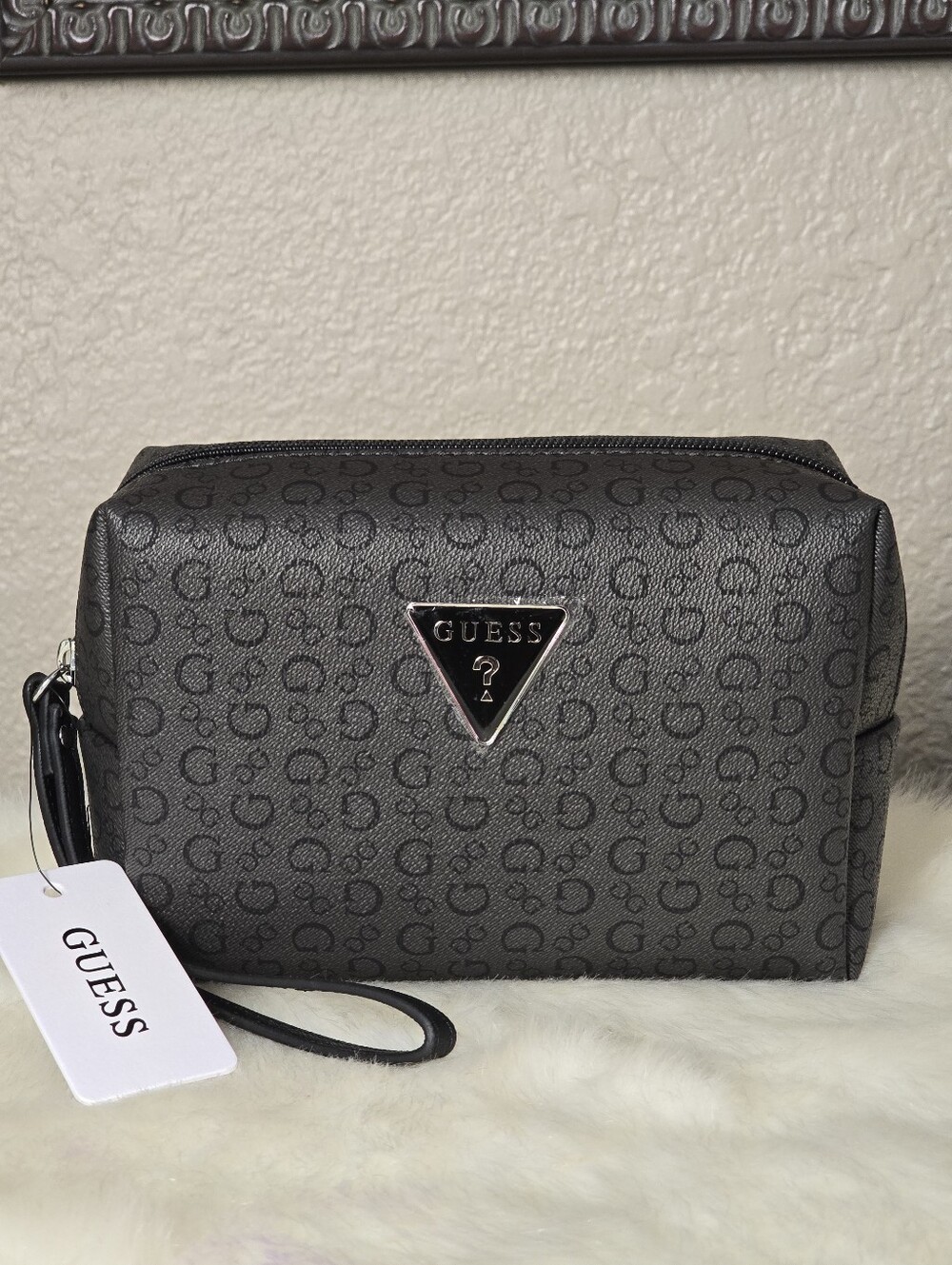 🖤 GUESS Black Logo Wristlet / Cosmetic Pouch